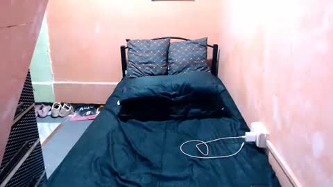 Snapshot of tsjussy chatting on July 30, 1:43 pm tsjussy online show from July 30, 1:43 pm
