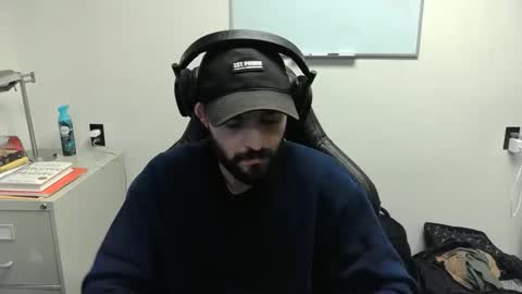 Tskates online show from April 17, 8:56 pm