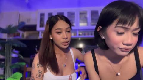 kendall online show from January 10, 1:46 pm