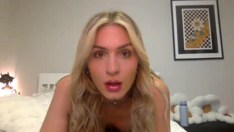 Snapshot of tsprinces chatting on October 10, 12:53 am tsprinces online show from October 10, 12:53 am