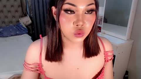 jayvie online show from June 1, 1:35 pm