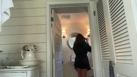 Snapshot of ttmarieee chatting on November 6, 3:24 pm ttmarieee online show from November 6, 3:24 pm