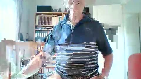 Snapshot of tubaist chatting on June 3, 8:17 am FINN but call me NANNA online show from June 3, 8:17 am