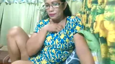 Snapshot of tuchmegently chatting on June 29, 11:05 pm Mae online show from June 29, 11:05 pm