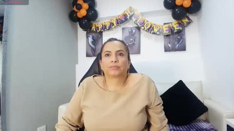 Snapshot of tugochita chatting on October 12, 12:48 pm TuGochita online show from October 12, 12:48 pm