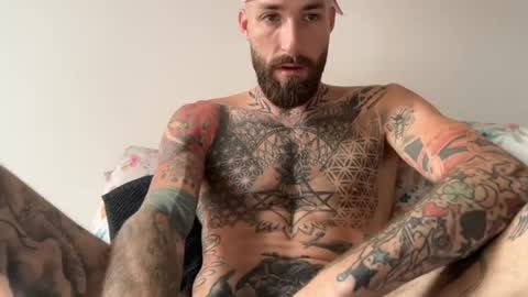 Snapshot of tuhands chatting on July 28, 8:32 am Tuhands online show from July 28, 8:32 am