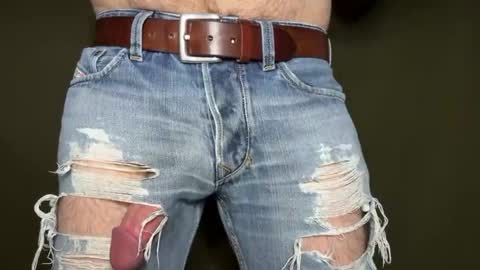 Snapshot of turquoise_metallic chatting on April 4, 3:27 am Phil Box online show from April 4, 3:27 am