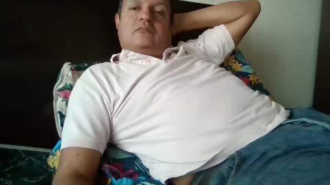 Snapshot of tuserasmia chatting on May 26, 9:22 pm Mario Ramirez online show from May 26, 9:22 pm