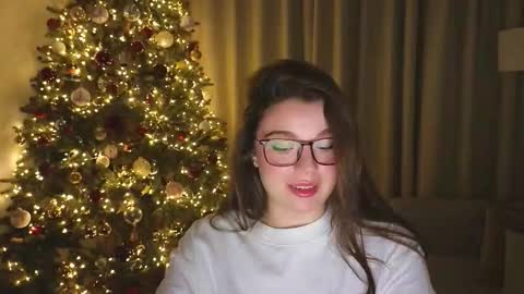 Ariana online show from December 19, 8:27 pm