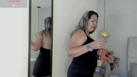 Tutu online show from April 9, 7:30 pm