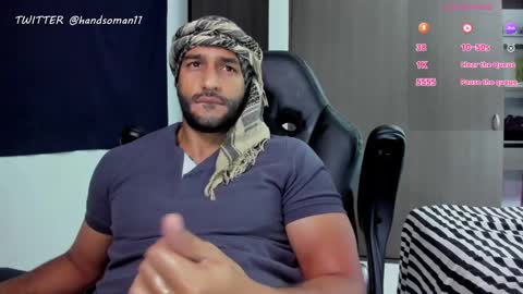 tuzzio1 online show from March 8, 12:44 am