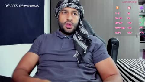 tuzzio1 online show from March 8, 6:47 pm