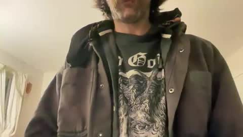 Snapshot of tweedsmemoirs_2y chatting on April 11, 8:51 am Peter the exxxpolorer online show from April 11, 8:51 am