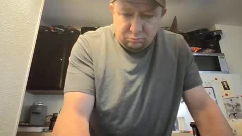 Snapshot of tweeter74 chatting on February 7, 8:40 am Tweeter74 online show from February 7, 8:40 am