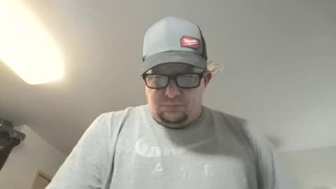 Snapshot of tweeter74 chatting on February 12, 3:51 pm Tweeter74 online show from February 12, 3:51 pm