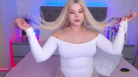 Hallie online show from March 6, 5:03 am