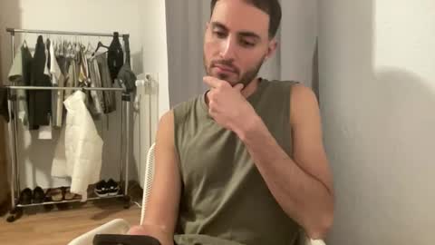 Twinkboy online show from September 17, 9:05 pm