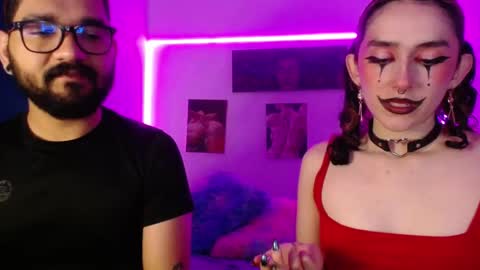 TwinFlamesXX online show from September 18, 4:09 pm