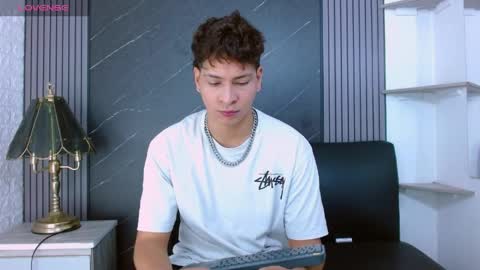 samu online show from April 2, 7:33 pm