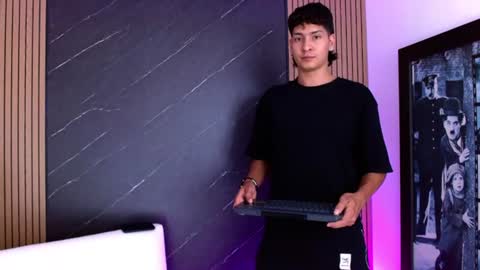 Snapshot of twink_bunny chatting on July 13, 4:15 am samu online show from July 13, 4:15 am
