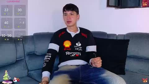 Mr Daren online show from December 3, 7:12 pm