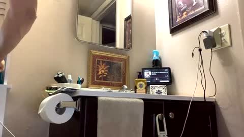 Snapshot of twinklover260268 chatting on July 14, 9:03 am Abe online show from July 14, 9:03 am