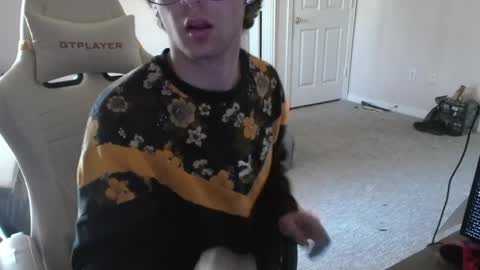 Snapshot of twinktools chatting on February 16, 7:10 pm shytwink online show from February 16, 7:10 pm