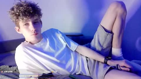 TwiShadow online show from March 19, 9:41 pm