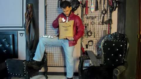 Clio  Tadeo online show from March 17, 3:33 am