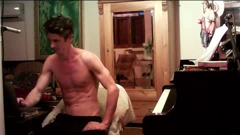 Snapshot of twoforallprivate chatting on February 7, 10:41 pm TobeBritta online show from February 7, 10:41 pm