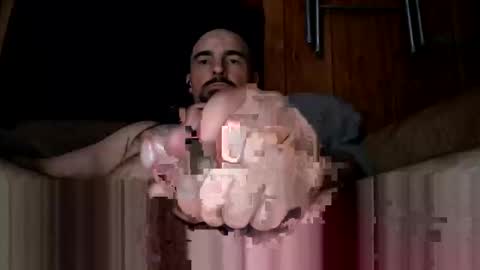 Snapshot of twooden7 chatting on March 26, 8:31 am twooden7 online show from March 26, 8:31 am