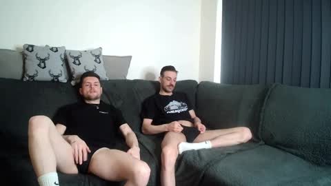 RyanRowan online show from April 26, 6:16 pm