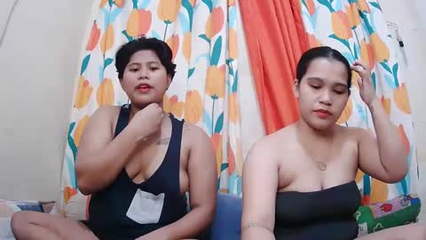 Lyn and lea online show from January 26, 3:17 am