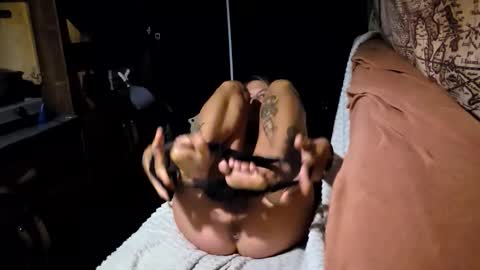 Snapshot of twowithoutfilter chatting on October 12, 6:51 pm twowithoutfilter online show from October 12, 6:51 pm