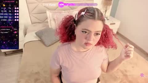 Twiggy online show from November 24, 8:30 pm