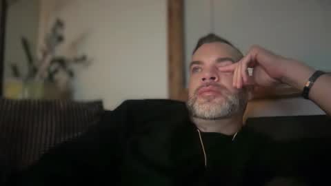 TylerDavid online show from April 16, 6:14 am