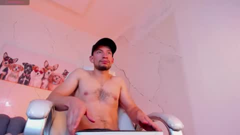 Tyago online show from November 25, 2:28 pm