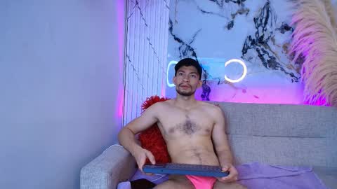 Tyago online show from December 21, 3:57 am