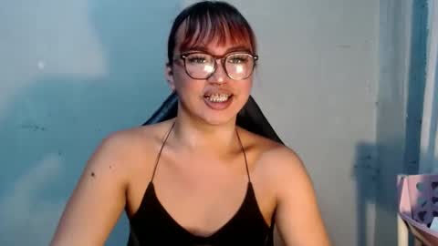 Tyla online show from February 21, 1:17 am