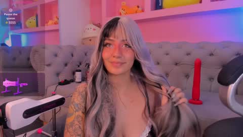  TYLA  online show from January 31, 6:24 am