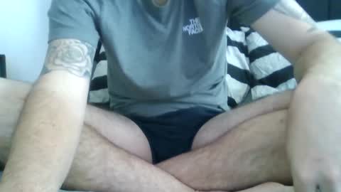 Snapshot of tyler1503857431 chatting on April 25, 7:33 am tyler1503857431 online show from April 25, 7:33 am