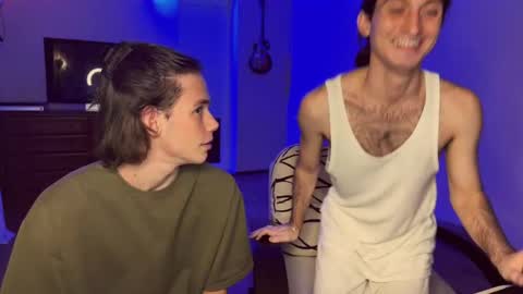 Snapshot of tyler_hack chatting on October 4, 7:34 pm Tyler and Chris online show from October 4, 7:34 pm