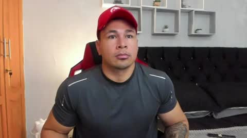Snapshot of tyler_hank1 chatting on July 21, 12:29 pm tyler_hank1 online show from July 21, 12:29 pm
