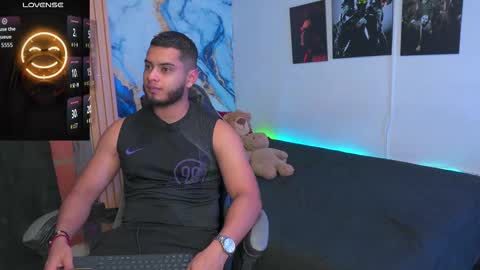 Snapshot of tyler_himiiko chatting on September 28, 3:45 am Tyler Himiiko online show from September 28, 3:45 am