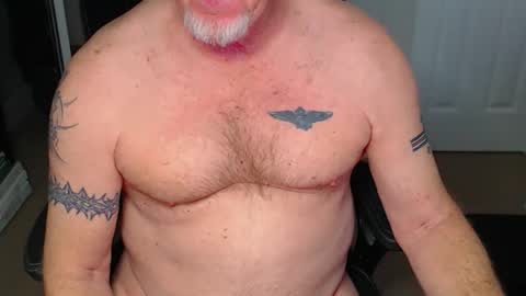 Snapshot of tyler_hott chatting on April 1, 5:21 pm Tyler Hott...In Your Bedroom... online show from April 1, 5:21 pm