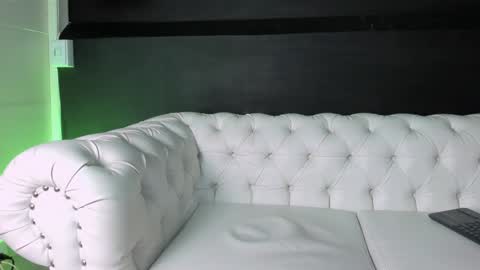 Tyler online show from December 28, 2:01 am