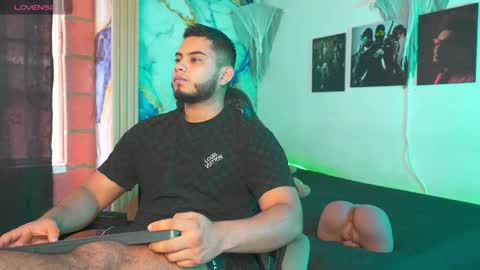 Tyler online show from November 3, 7:04 pm