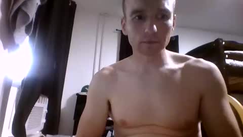 Snapshot of tylerdurden06 chatting on April 16, 6:09 pm tylerdurden06 online show from April 16, 6:09 pm