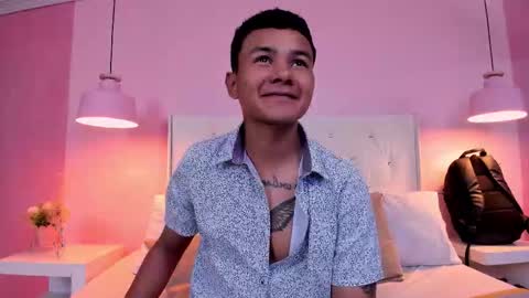 Snapshot of tylergandi chatting on March 1, 8:11 pm Tyler online show from March 1, 8:11 pm