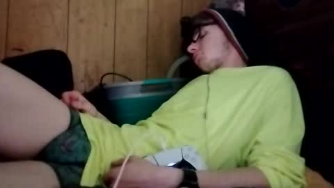 Snapshot of tylerlee199169 chatting on November 11, 4:23 am Tyler online show from November 11, 4:23 am